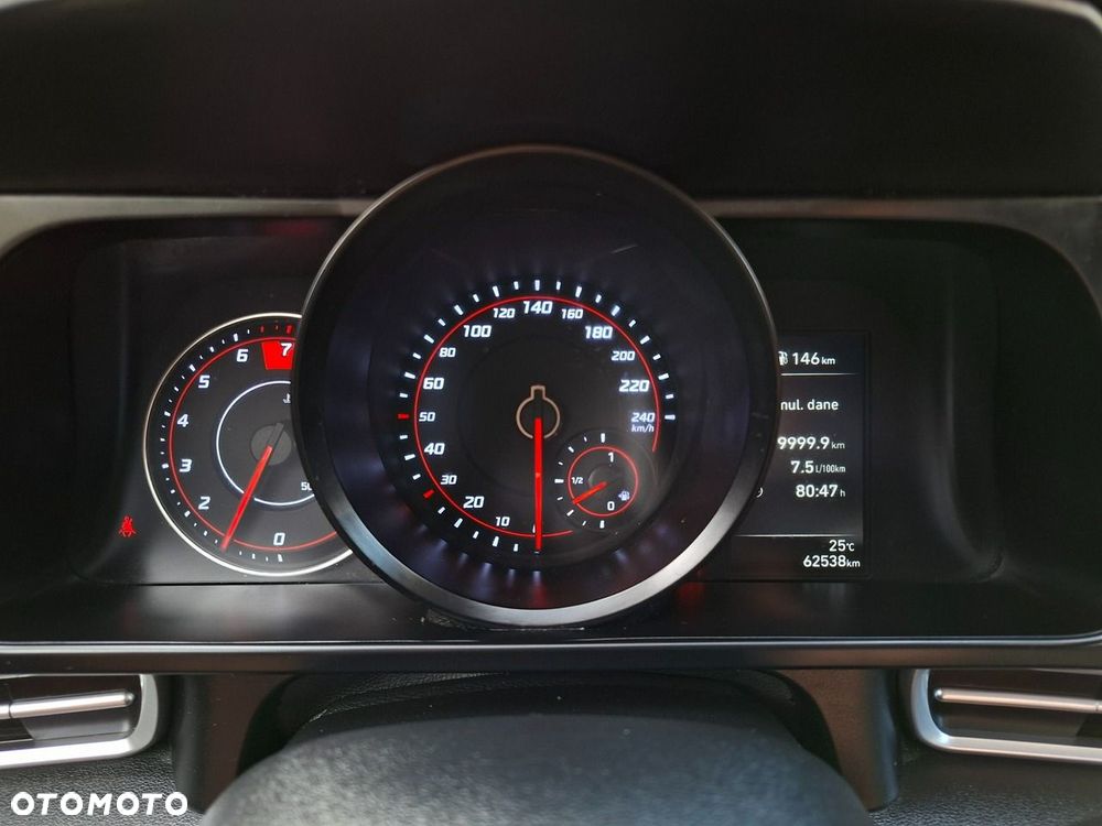 Hyundai Elantra - 17