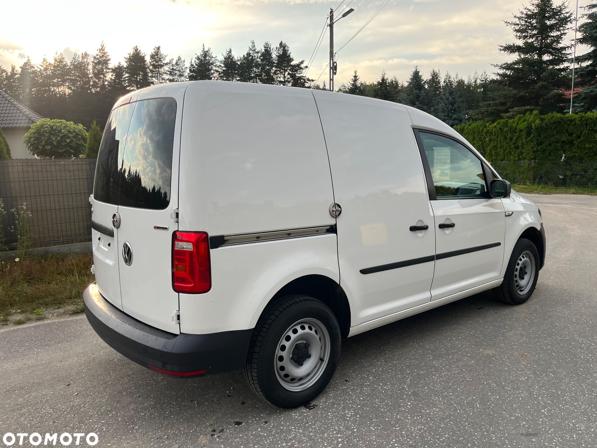 Volkswagen Caddy - 5