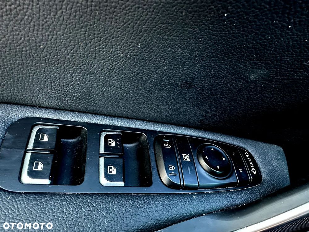 Kia Stinger 2.0 T-GDI GT Line - 26