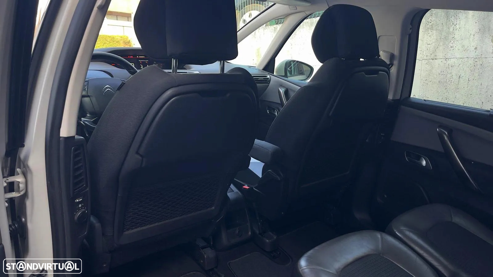 Citroën C4 Grand Picasso e-HDi 115 Intensive - 35