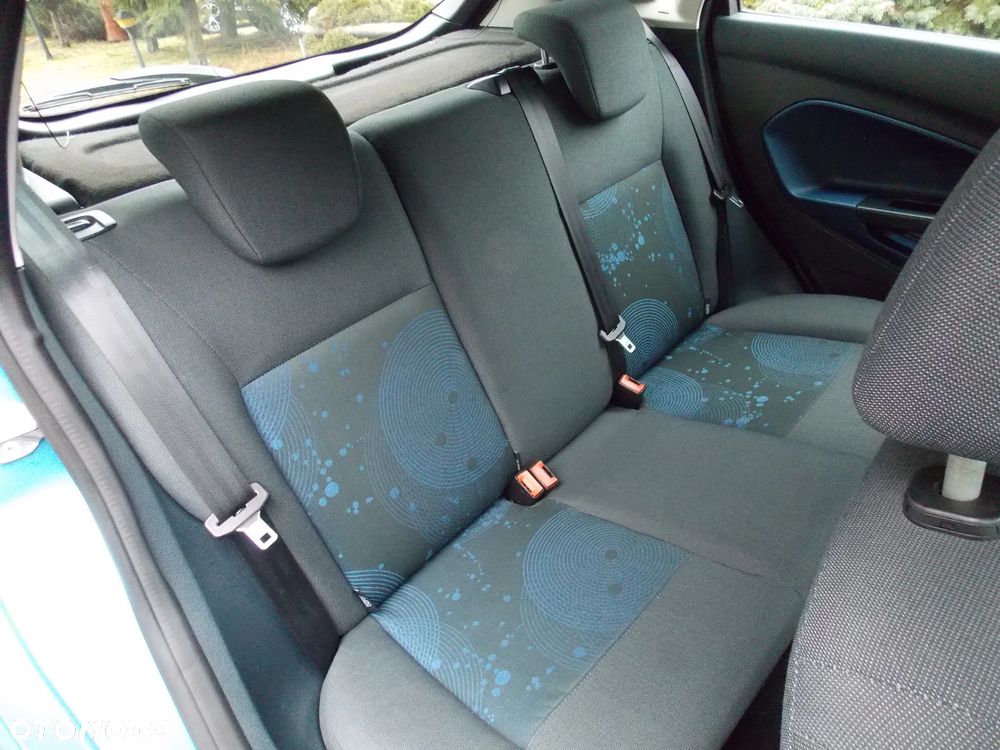Ford Fiesta 1.4 Champions Edition - 16