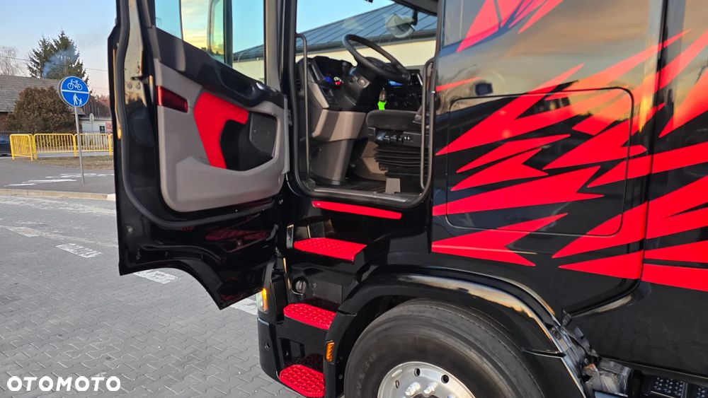 Scania R450 ❗️STANDARD / HYDRAULIKA / ALUFELGI / NAVI / LED / VIRTUAL COCKPIT / DUŻE ZBIORNIKI / ZABUDOWY MIĘDZYOSIOWE / RETARDER / LODÓWKA / ACC / NOWE SPRZĘGŁO I HAMULCE / BEZ EGR / SALON POLSKA ❗️ - 10