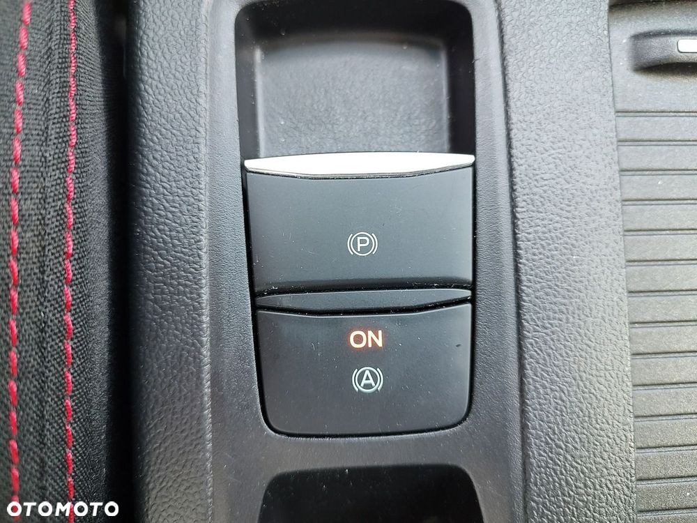 Ford Focus - 22