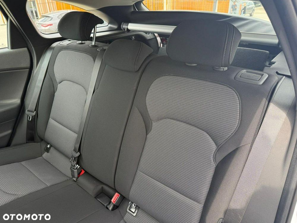 Hyundai i30 1.5 T-GDI 48V Smart - 18