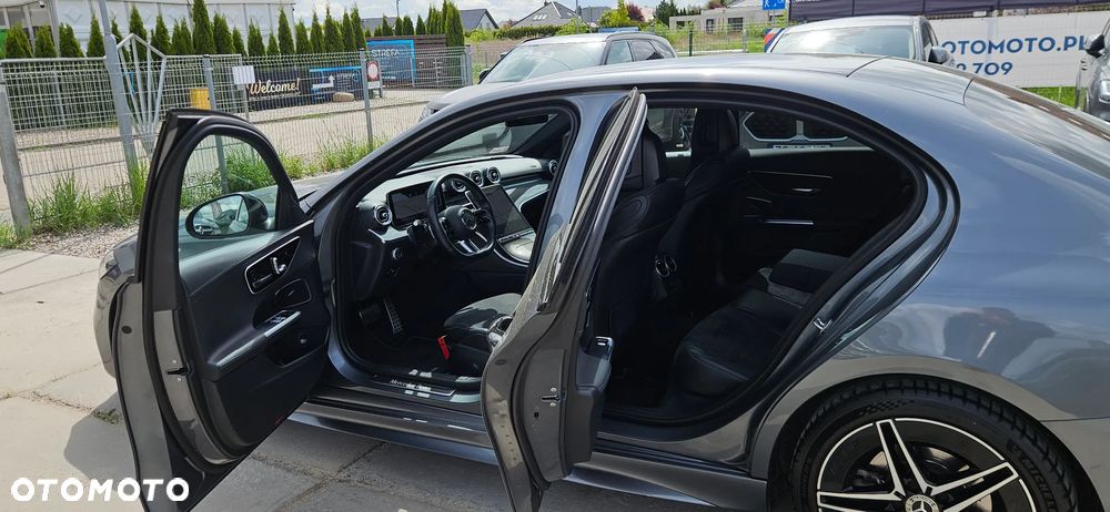 Mercedes-Benz Klasa C 220 d mHEV AMG - 21
