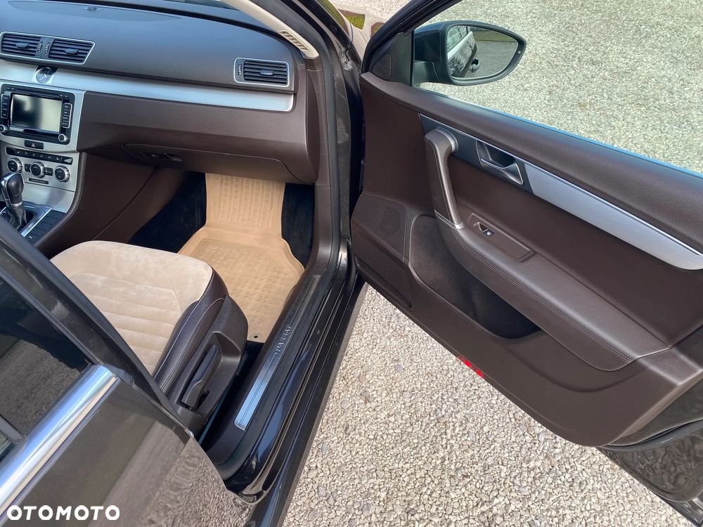 Volkswagen Passat 1.8 TSI Highline DSG - 13