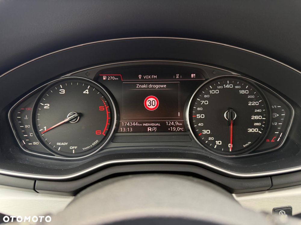 Audi A4 Avant 2.0 TDI DPF clean diesel quattro S tronic S line Sportpaket - 33