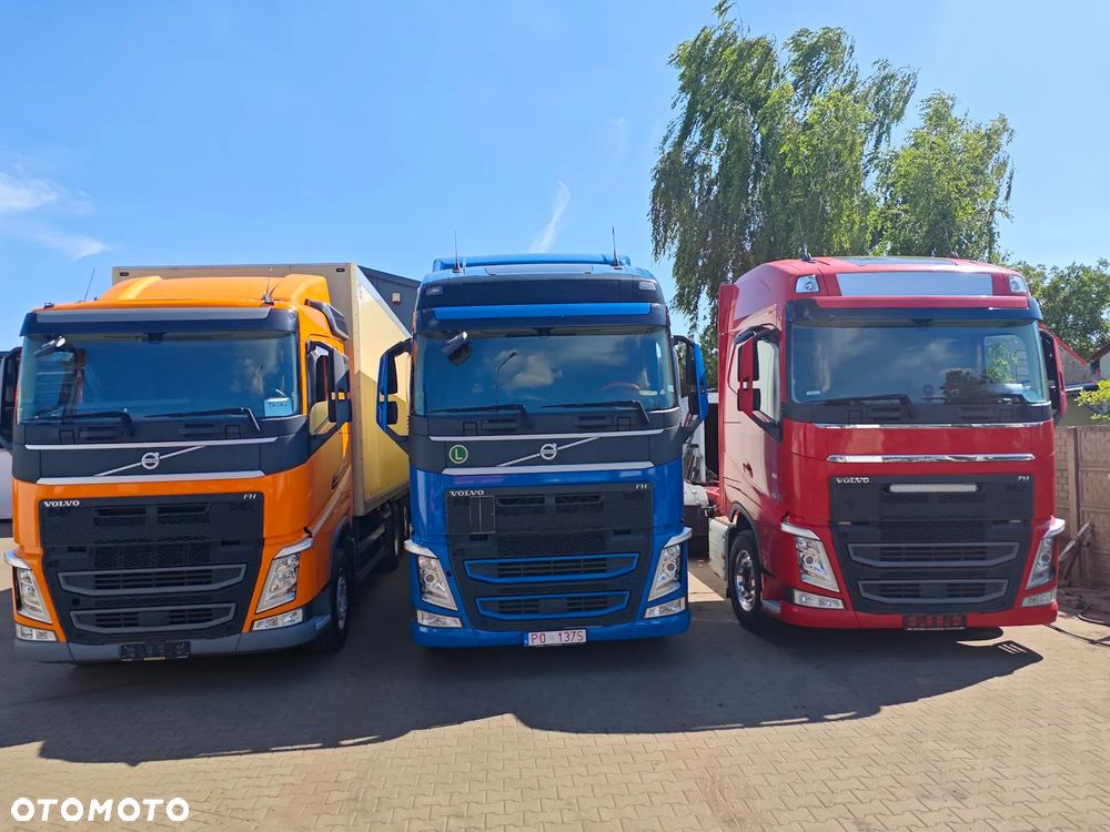Volvo FH ;  firanka napojówka * przewierty * 6x2 * bdf * - 13