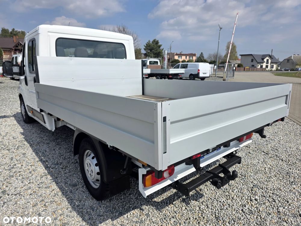 Peugeot BOXER 2,0 HDI 163 KONNA DOKA BRYGADÓWKA 7 OSOBOWA 3M SKRZYNIA KLIMA WEBASTO 138T/KM PRZEBIEGU GWARANCJA 16 CALOWE KOŁA - 3