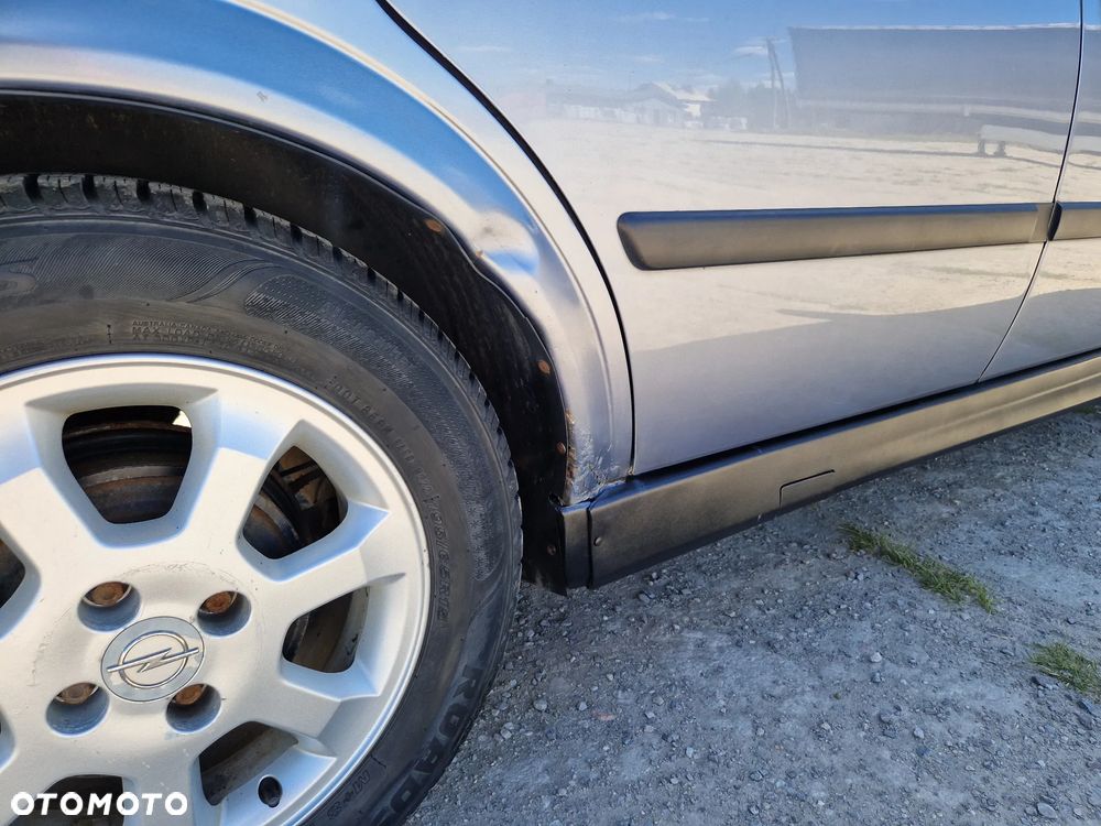 Opel Astra - 16
