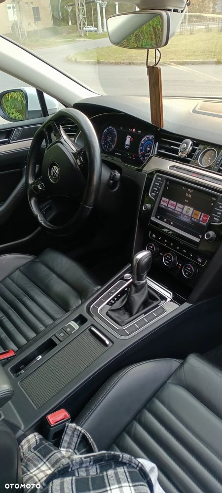 Volkswagen Passat 2.0 TDI BMT Highline DSG - 13
