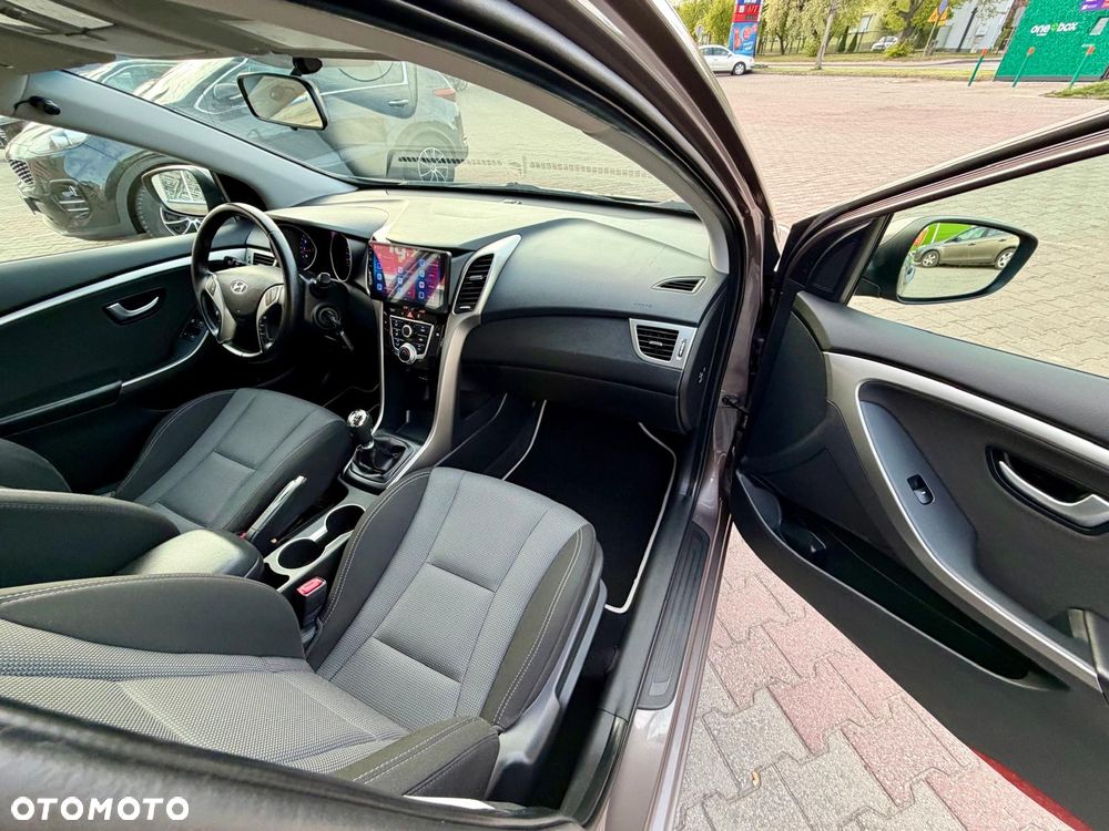 Hyundai i30 1.4 Premium - 10