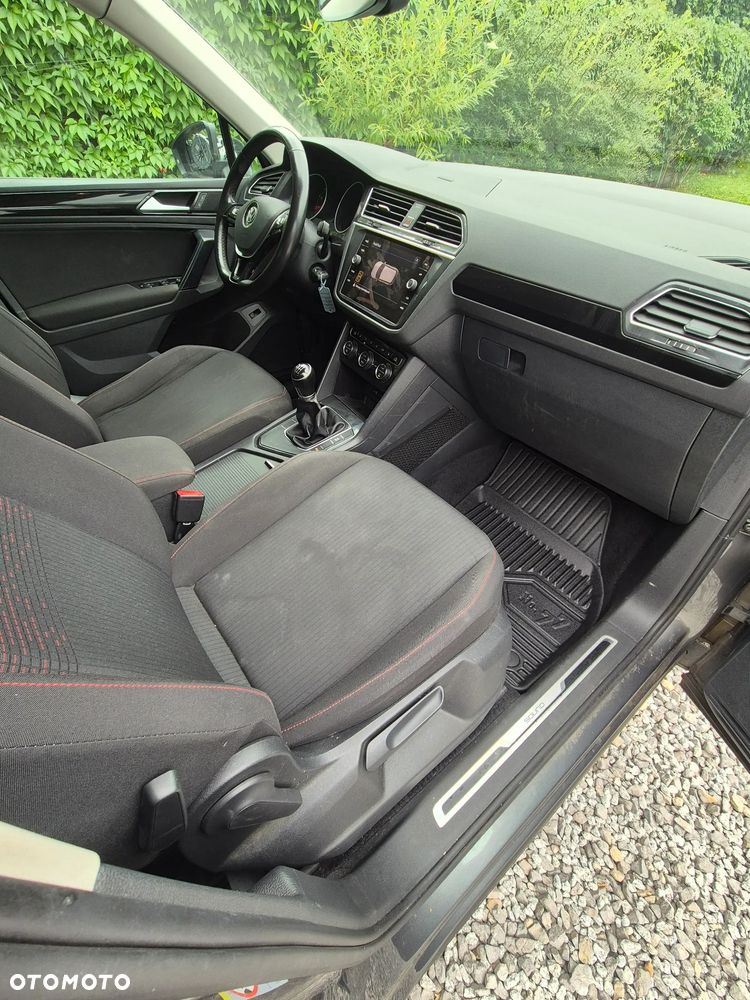 Volkswagen Tiguan - 15