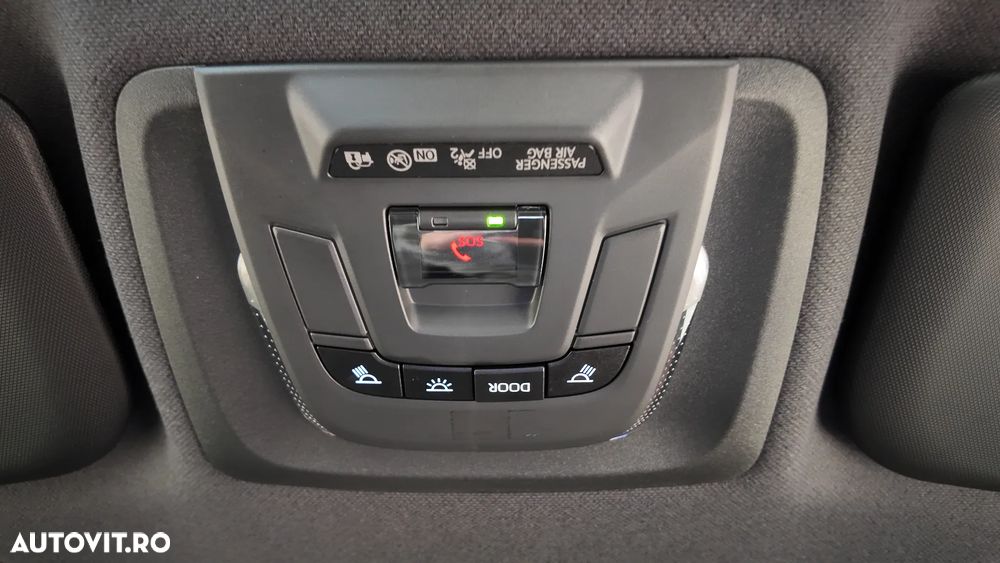 Toyota C-HR 1.8 Hybrid Team Deutschland - 25