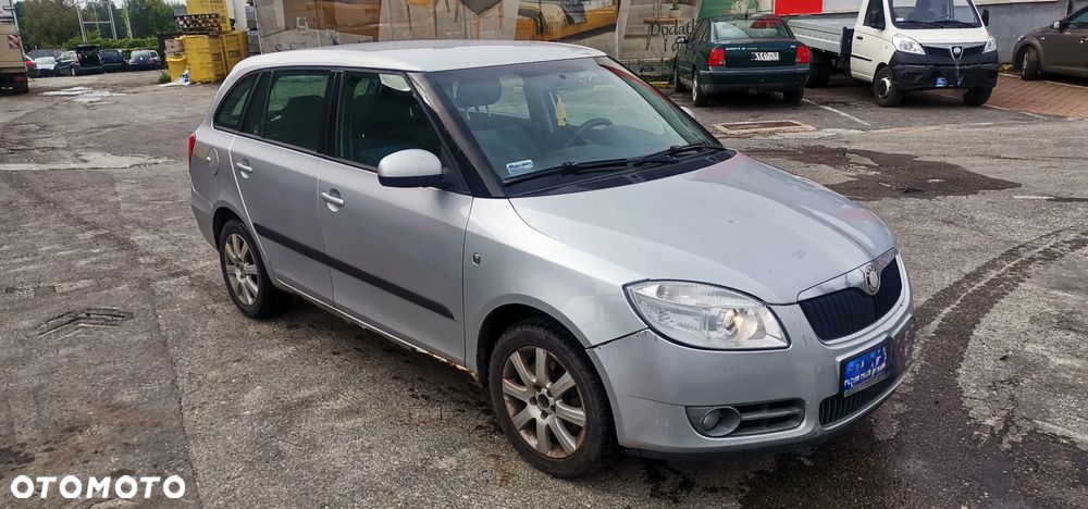 Skoda Fabia 1.9 tdi 2009 rok maska,klapa,blotnik,drzwi,lampa,kola,felgi,silnik - 3