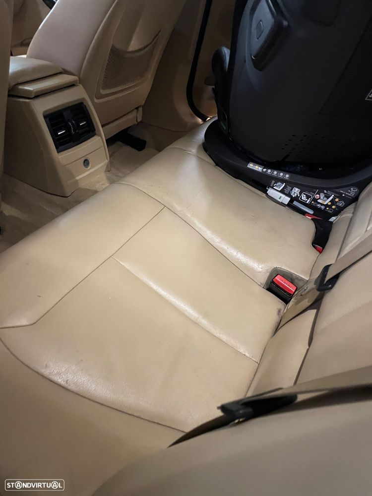 BMW 318 d Touring Aut. Luxury Line - 21