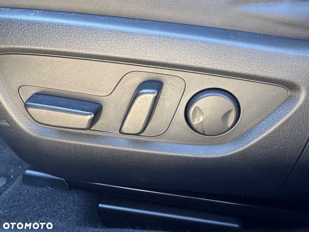 Mazda CX-30 e-SKYACTIVE X 186 AWD TAKUMI - 6