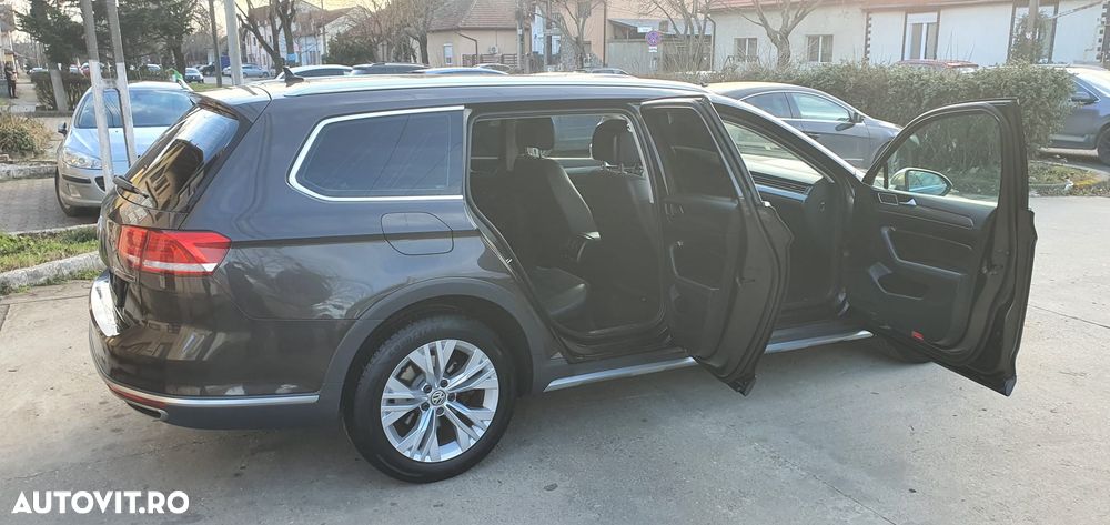 Volkswagen Passat Alltrack - 13