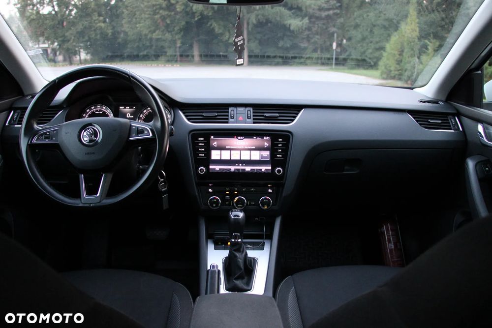 Skoda Octavia Combi 1.6 TDI DSG Ambition - 14