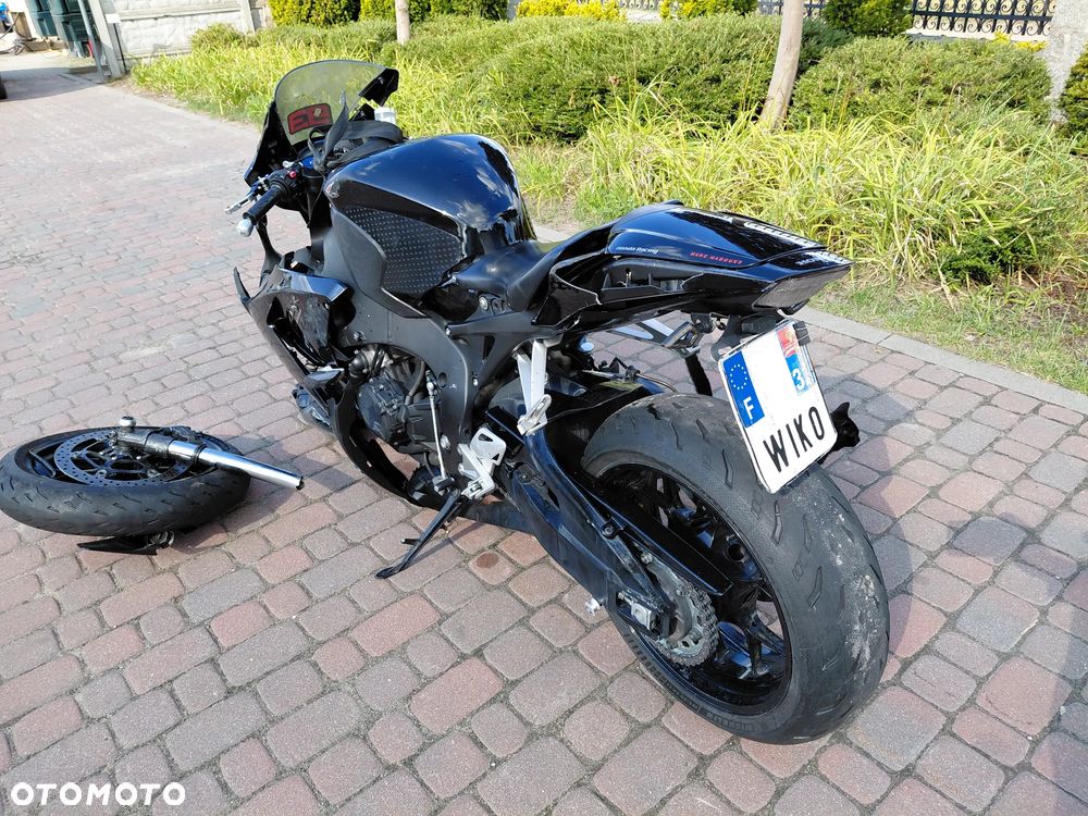 Honda CBR - 4