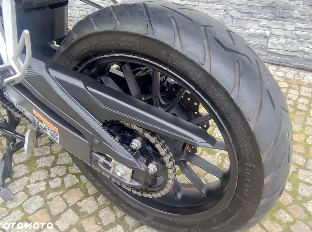 Honda CB - 22