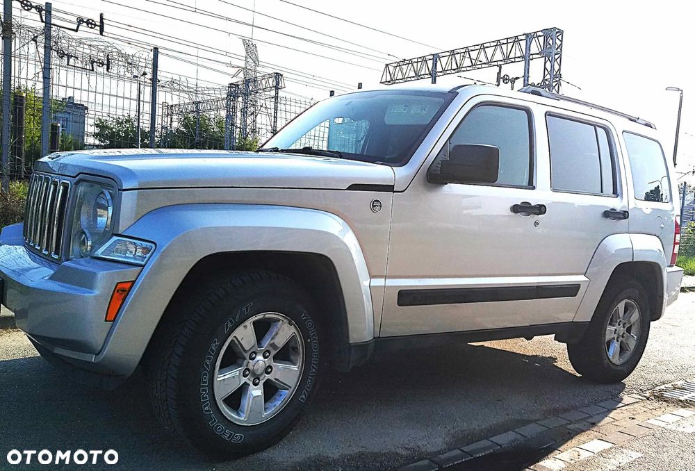 Jeep Liberty - 1