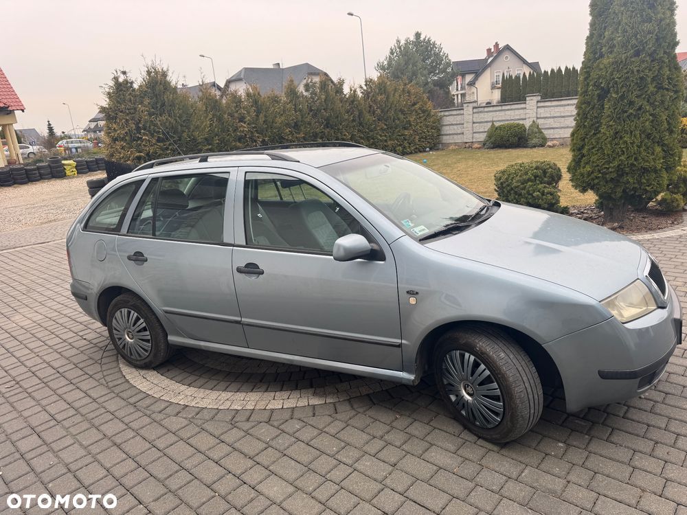 Skoda Fabia - 10
