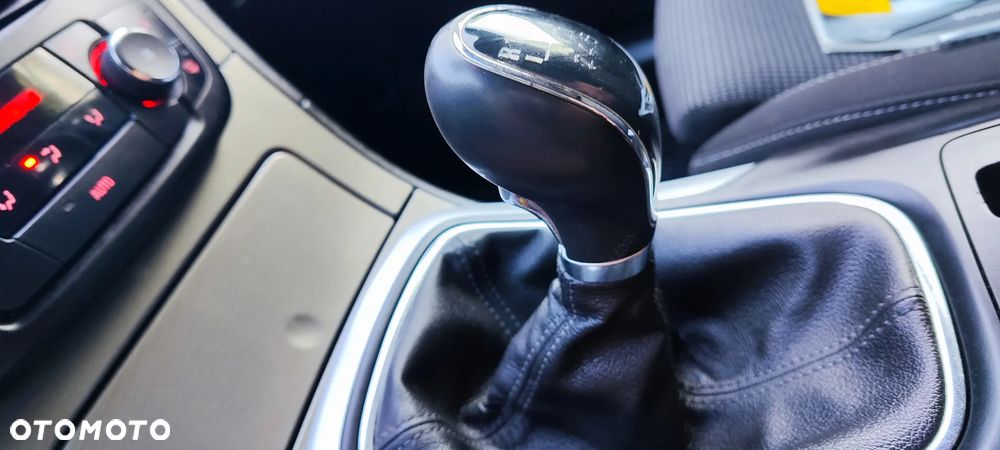 Opel Insignia 1.8 Executive - 22