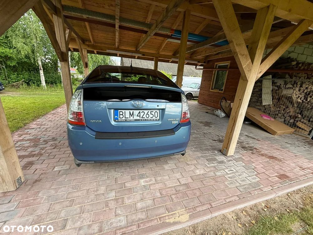 Toyota Prius 1.5 VVT-i Sol - 2