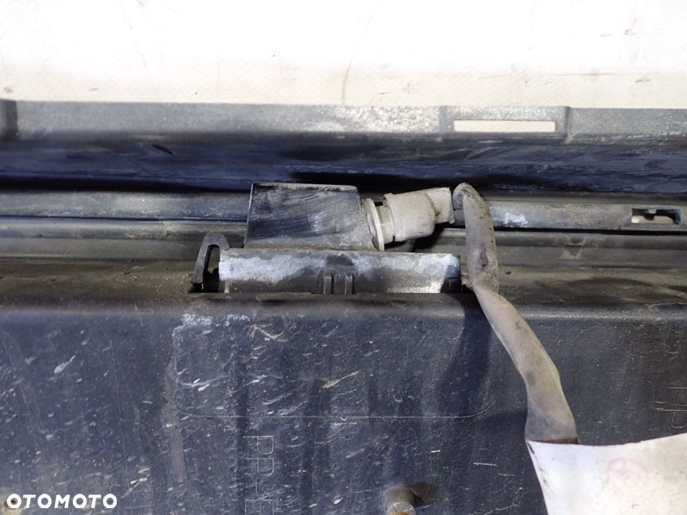 ZDERZAK TYŁ MITSUBISHI COLT VI Z30 - 10