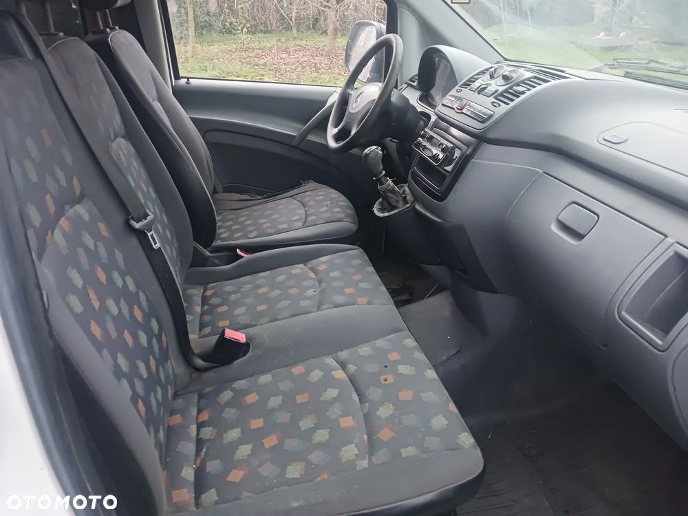 Mercedes-Benz Vito Univan 639.601 - 7