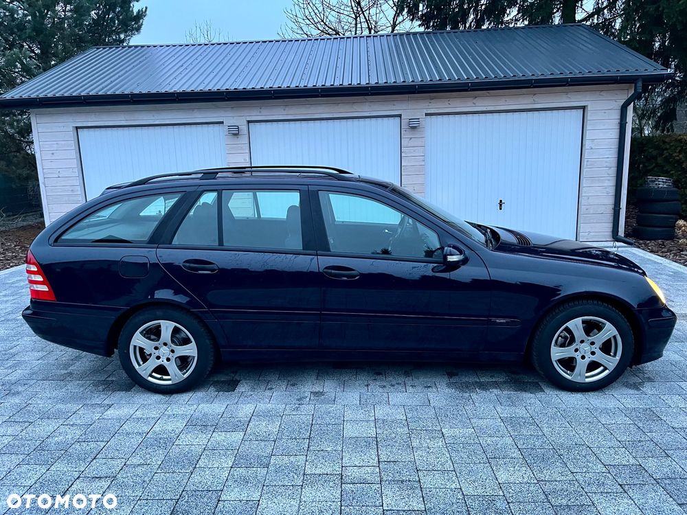 Mercedes-Benz Klasa C 200 Kompressor Classic - 4