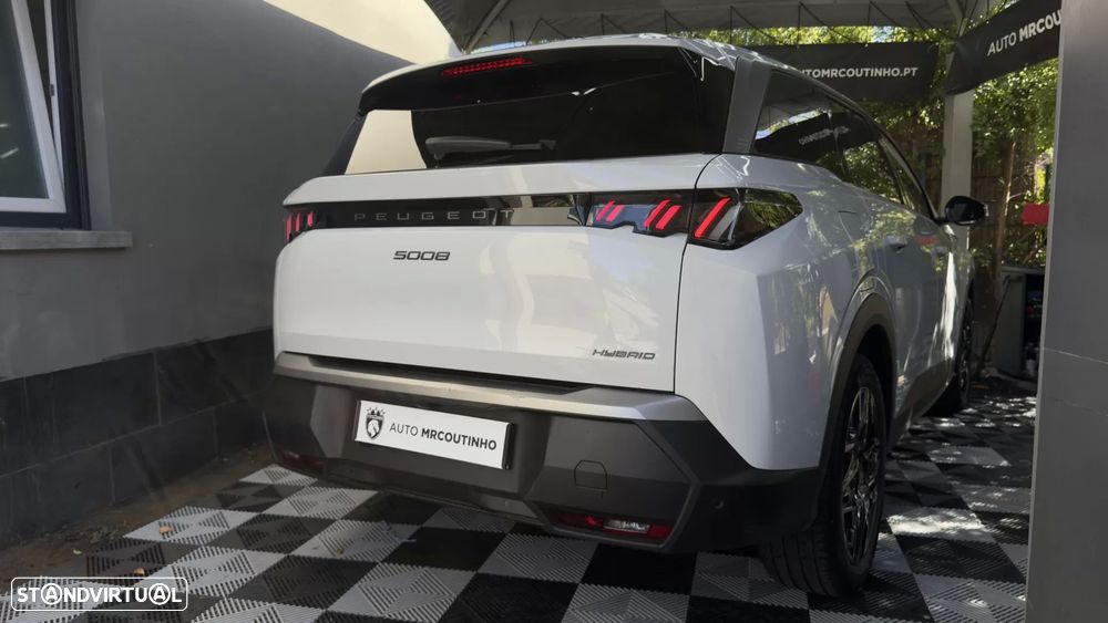 Peugeot 5008 1.2 Hybrid Allure e-DCS6 — photo 5