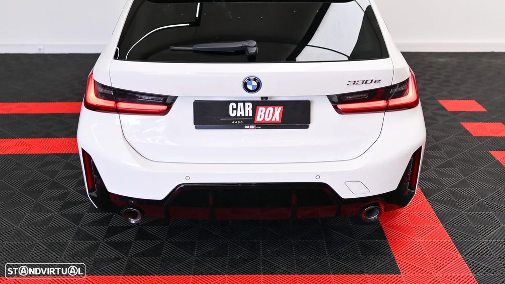 BMW 330 e Aut. M Sport - 37