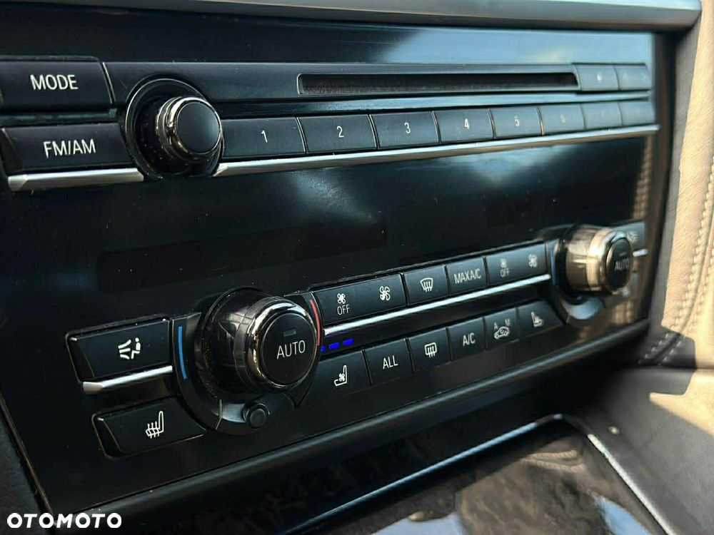 BMW Seria 6 650i xDrive - 17