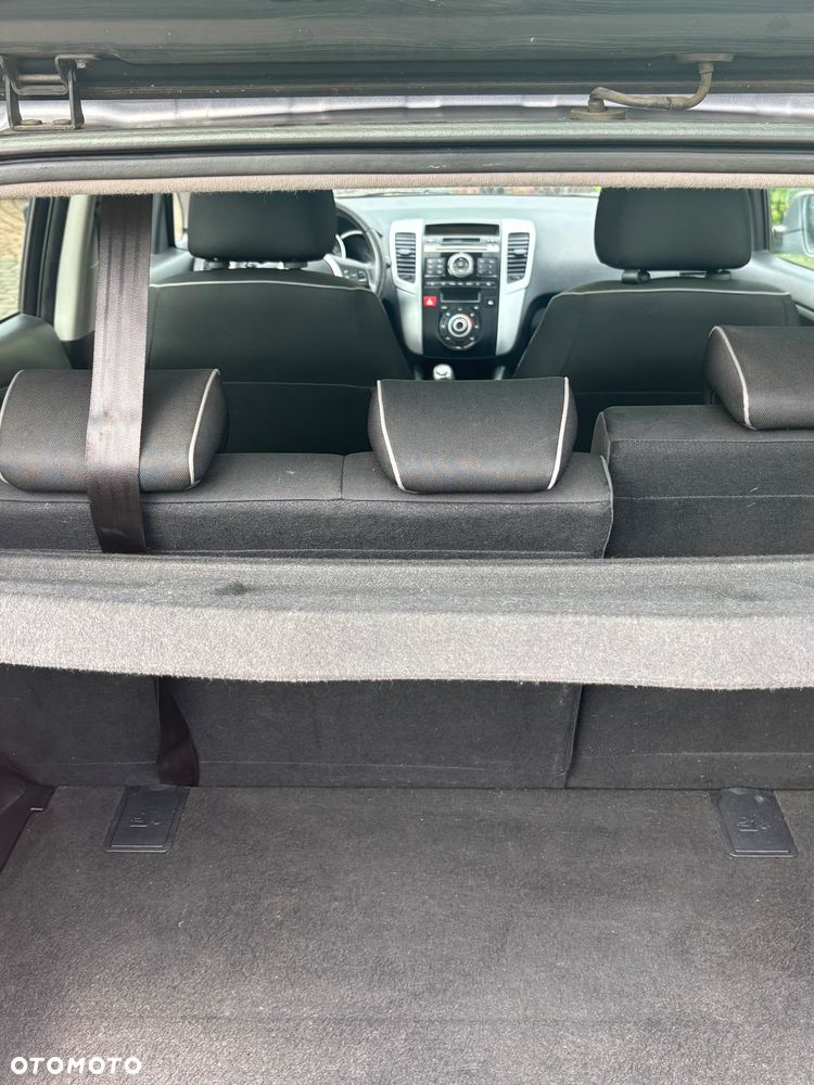 Kia Venga - 7