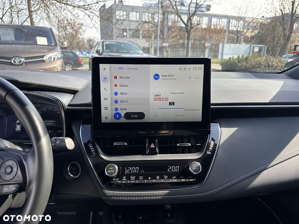 Toyota Corolla 1.8 Hybrid Style - 18