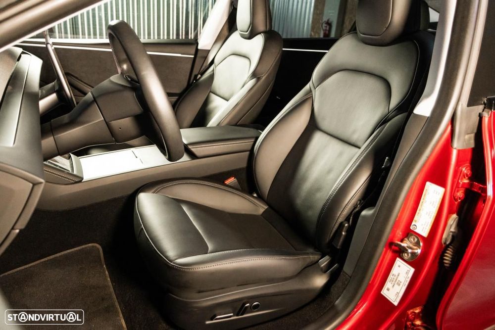 Tesla Model 3 Long Range Tração Integral - 32