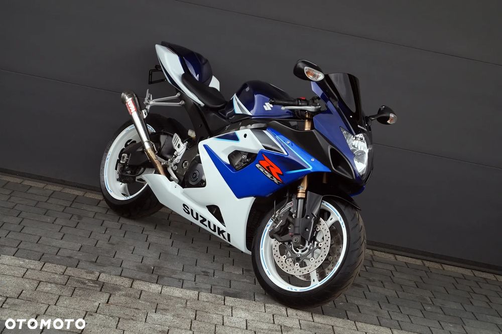 Suzuki GSX-R - 1