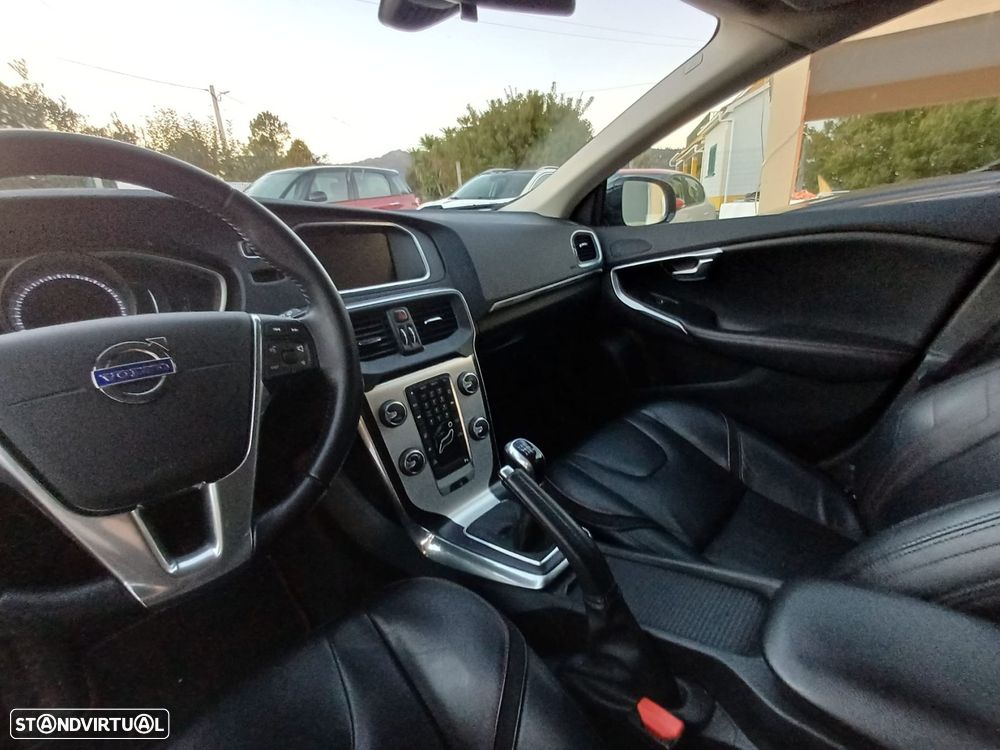 Volvo V40 D2 Ocean Race - 15