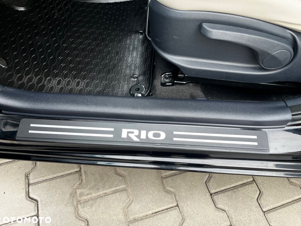 Kia Rio 1.2 M - 16