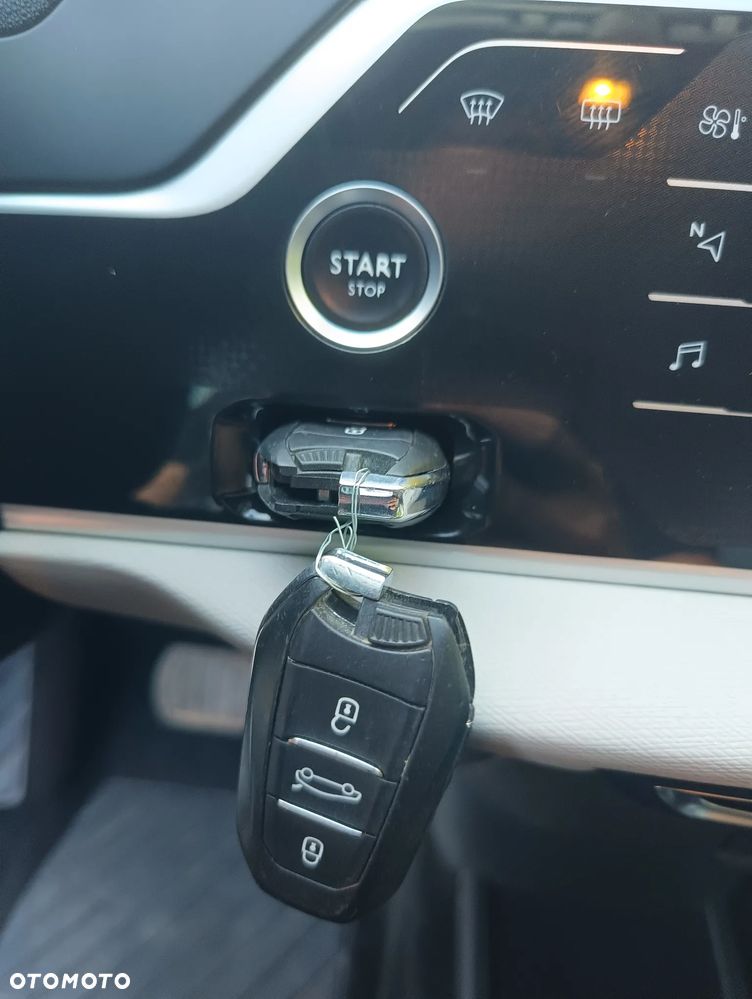Citroën C4 SpaceTourer 1.2 PureTech Rip Curl S&S EAT8 - 8