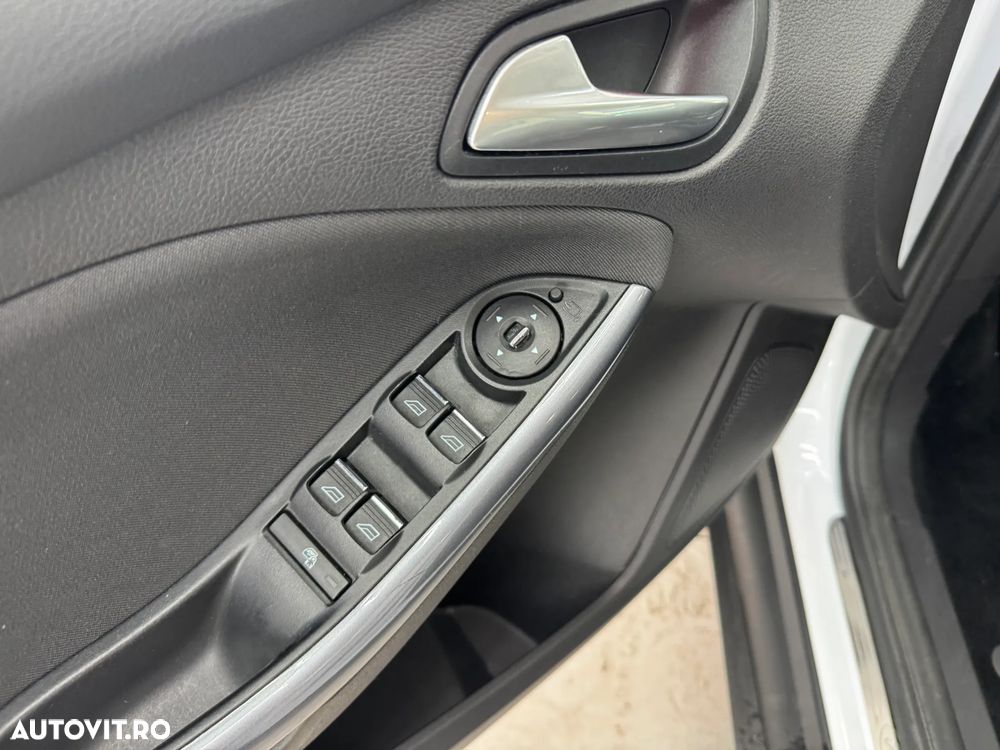 Ford Focus 1.6 TDCI DPF Start-Stopp-System Titanium - 27