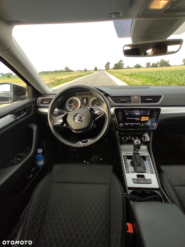 Skoda Superb 2.0 TDI Ambition DSG - 3