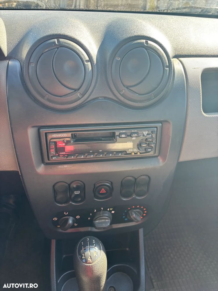 Dacia Logan - 8