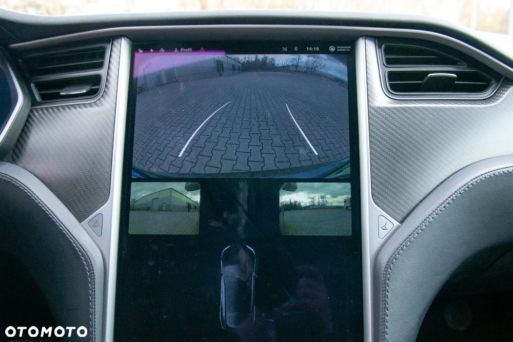 Tesla Model S Long Range Plus - 38