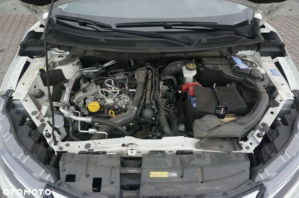 Nissan Qashqai 1.3 DIG-T DCT N-CONNECTA - 27