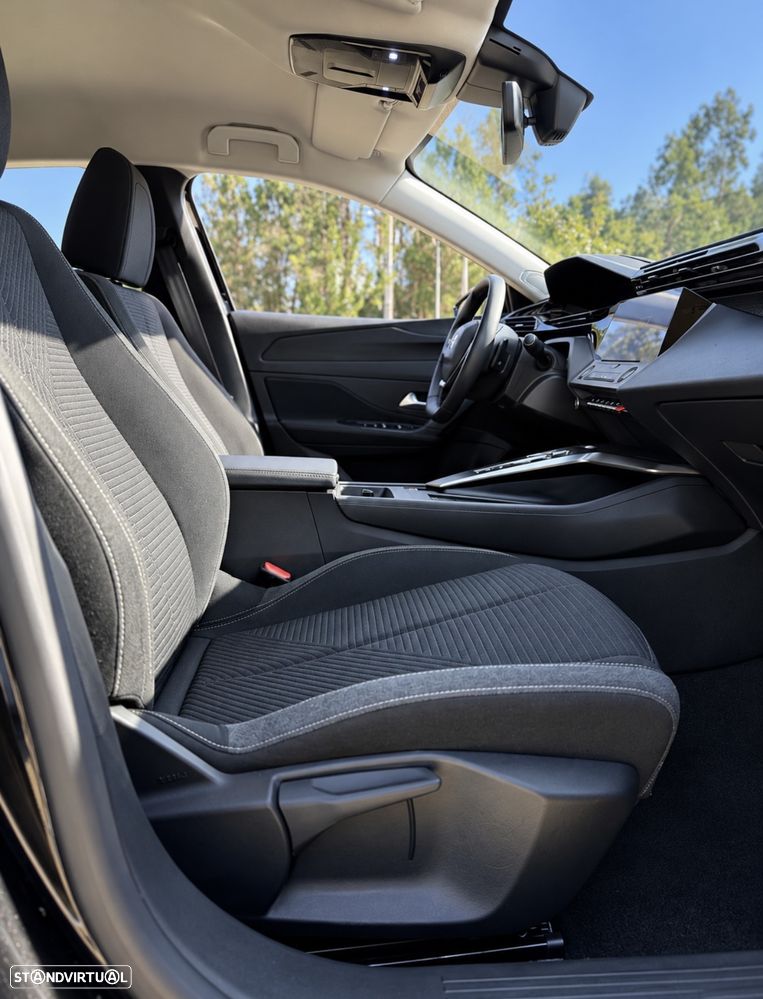 Peugeot 308 PureTech 130 EAT8 Allure - 16