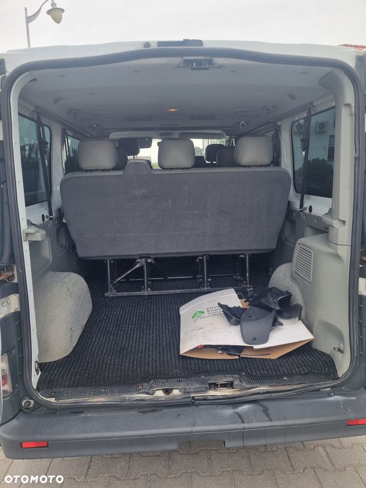 Renault Trafic L1H1 Passenger Lux - 10