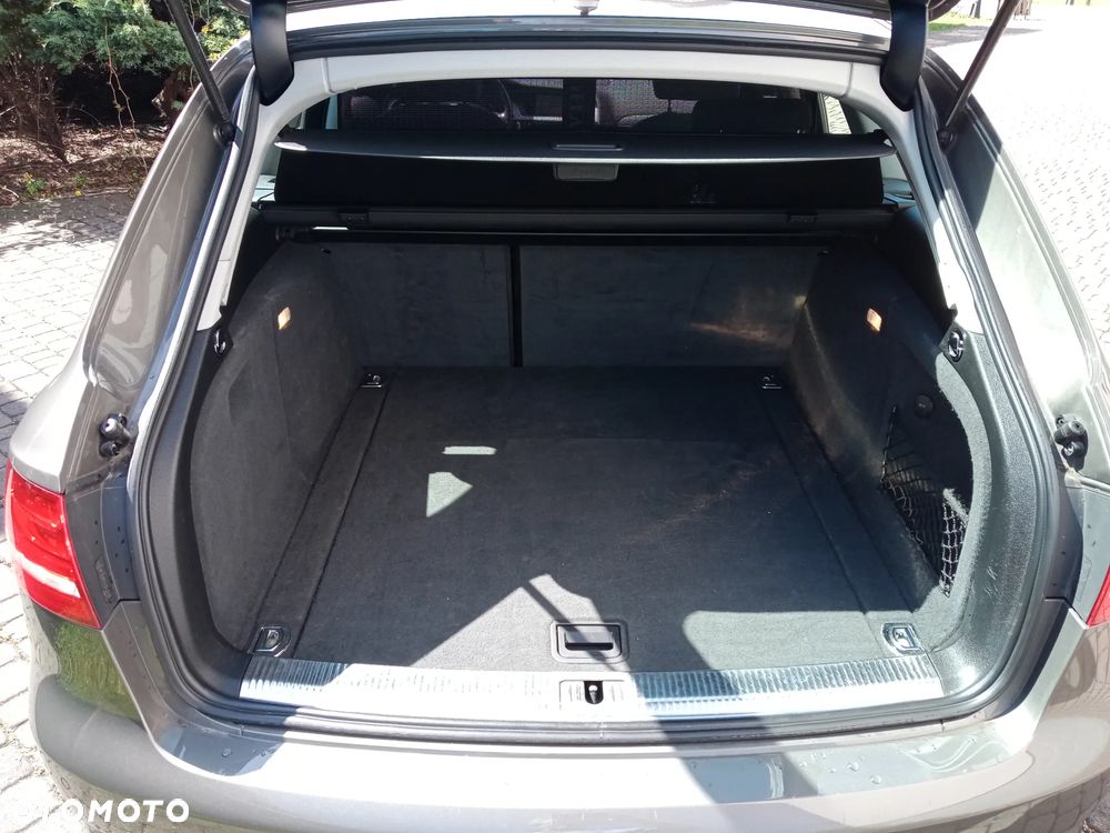 Audi A4 Avant 2.0 TDI ultra - 16
